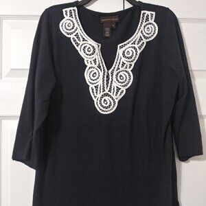 Dana Buchman Blouse with embroidery Sz L